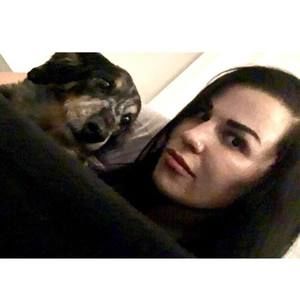 Meet your Posher, Erika